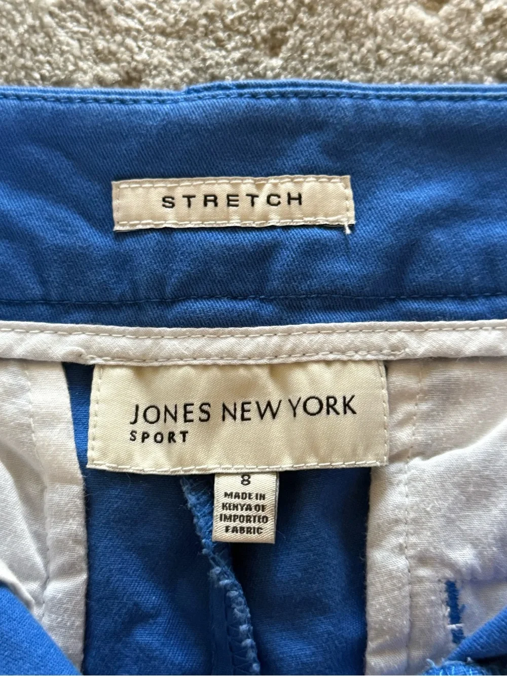 Jones New York sport Women’s Classic Mid-Rise stretch Blue Shorts size 8
